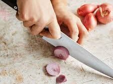 Miyabi koh 8 chef's knife (how the knife feel in hand)