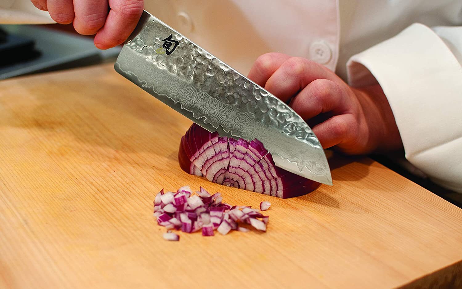 Shun premier santoku knife ( how it will feel in hand)