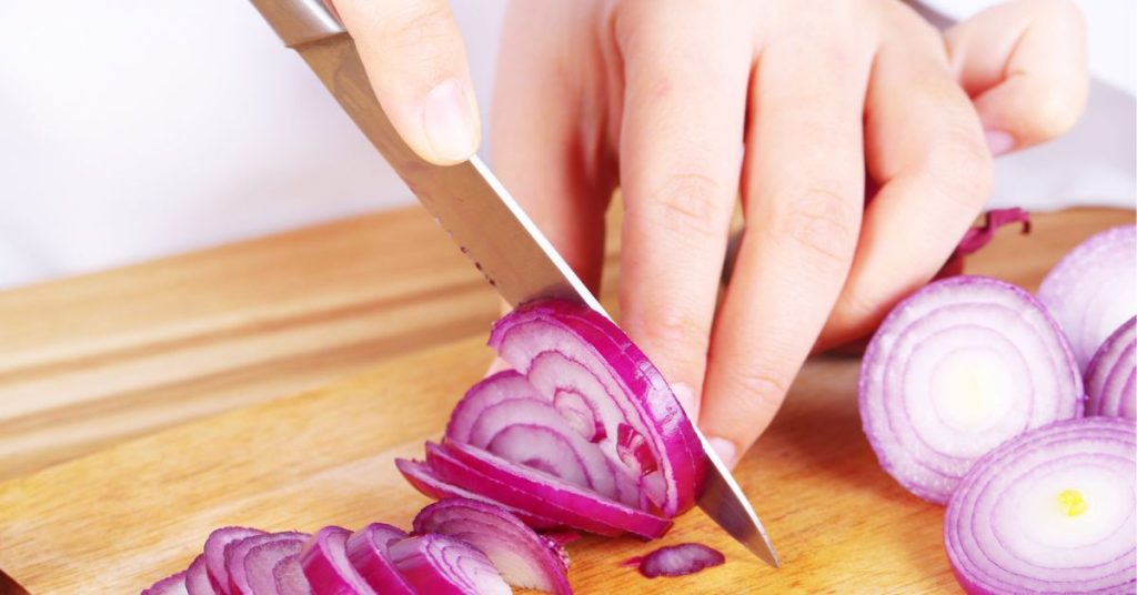 best knife to cut onion